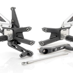 Rizoma - เกียร์โยง รุ่นท็อปสุด สำหรับ CBR1000RR 2017-2019