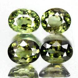 พลอยทัวร์มาลีนสีเขียว 2.90 กะรัต 4 ชิ้น