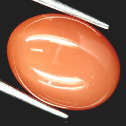 มูนสโตนหรือมุกดาหาร 9.02 กะรัตสีน้ำตาล