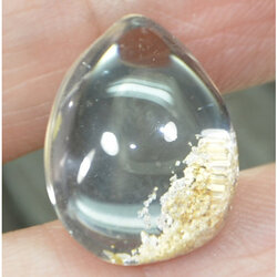 แก้วโป่งข่ามปวกของพม่า 9.40 กะรัตทรงหยดน้ำ