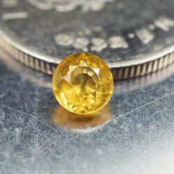 พลอยบุษราคัมบางกะจะ 0.60 กะรัต