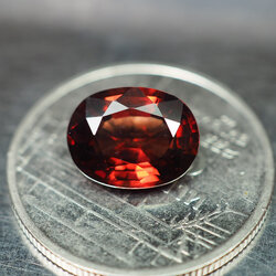 พลอยแท้โรโดไรท์ (Rhodolite Garnet) 2.60 กะรัต