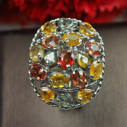 ่แหวนแซฟไฟร์หลากสีพลอยแท้สวยมาก