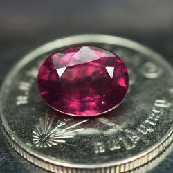 พลอยทับทิม 2.75 กะรัตสีชมพูอมม่วงสวย