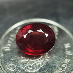 พลอยโรโดไรท์โกเมนแดงม่วง (Rhodolite) 3.20 กะรัต