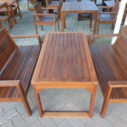 ชุดโต๊ะม้านั่งระแนง นั่งเล่นในสนามหญ้า "บางกอก"