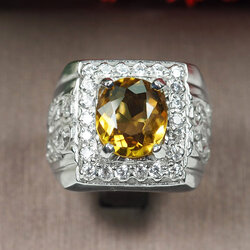 แหวนพลอยแท้ซิทริน 2.50 กะรัตล้อมเพชร