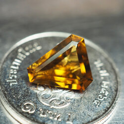 พลอยซิทริน (Citrine) 1.80 กะรัต