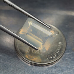 โอปอลขาว (White Opal) 3 กะรัต