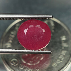 พลอยทับทิม (Ruby) 3.55 กะรัตสีแดงชมพูกึ่งทึบ