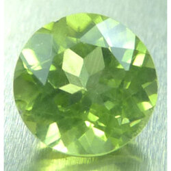 พลอยเพอริดอท (Peridot) 1 กะรัต