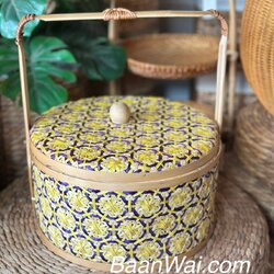 ปิ่นโตไม้ไผ่ ลายพิกุล ขนาด 12 นิ้ว