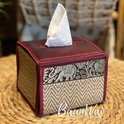 กล่องทิชชู เสื่อกก ทรงลูกเต๋า สีแดง