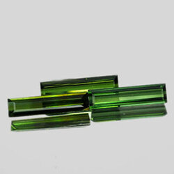 ทัวร์มาลีนไนจีเรียสีเขียวเข้ม 2.45 กะรัต 3 ชิ้น