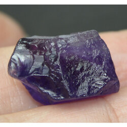 ก้อนพลอยอเมทิสต์ 24.45 กะรัตสำหรับสะสม