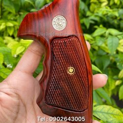 ด้ามไม้พยุง Smith&Wesson K Squarebutt (สแควบัท)