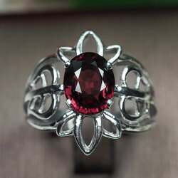 แหวนพลอยโรโดไรท์โกเมนสีแดงสวย