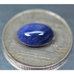 พลอยไพลินหลังเบี้ย (Sapphire) 3.65 กะรัต