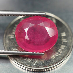 พลอยทับทิม (Ruby) 4.57 กะรัตสีแดงชมพู