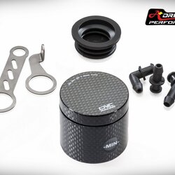 กระปุกน้ำมันคาร์บอน เบรค/คลัทช์ cncracing สำหรับTmax ผลิตจากคาร์บอนเคฟล่าห์