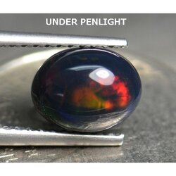 แบล็คโอปอลหลากสี (Opal) 1 กะรัต
