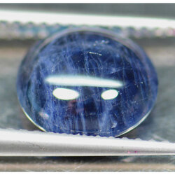 พลอยไพลินหลังเบี้ย (Sapphire) 3.25 กะรัต