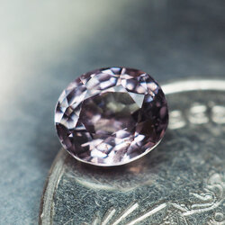 พลอยสปิเนล (Spinel) 0.95 กะรัตสีม่วง