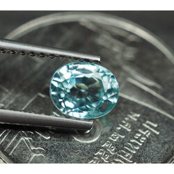 เพทาย (Blue Zircon) 1.05 กะรัตสีฟ้าสวย