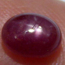 พลอยทับทิมสตาร์ (Ruby Stars) 1.30 กะรัต 6 ขา