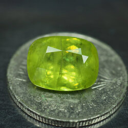 พลอยแท้สฟีน (Sphene) 4.52 กะรัต