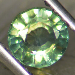 พลอยมรกตบางกะจะ 0.39 กะรัตพลอยไทย