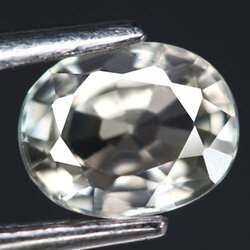 เพทาย (Blue Zircon) 1.30 กะรัต