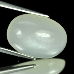 มูนสโตน (Moon Stone) 9.80 กะรัตสีขาวสวย