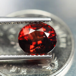 พลอยแท้โรโดไรท์ (Rhodolite Garnet) 2.30 กะรัต