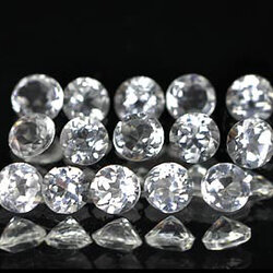 พลอยโทแพซสีขาว 1.10 กะรัต 15 ชิ้น 2.6 มิล