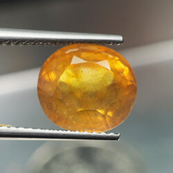 บุษราคัมอัฟริกาสีเหลือง 5.83 กะรัต