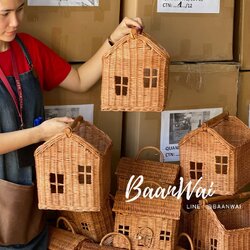 ตะกร้า กระเช้าหวาย รูปทรงบ้าน