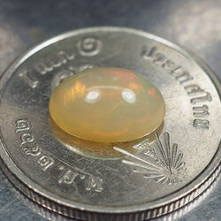 โอปอลหลากสี (Opal) 1.25 กะรัต