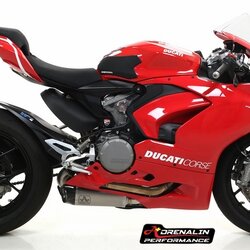 ท่อ Arrow works สำหรับ Panigale V2 2020+ สลิปออน ไทเทเนียม ปากคาร์บอน (For Exhibition only)