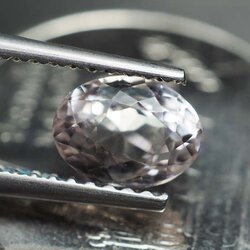 มอร์แกนไนท์ (Morganite) 0.95 กะรัต