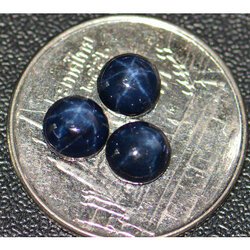 พลอยไพลินไทยสตาร์ 3.45 กะรัต 3 ชิ้น 6 ขาสวย