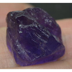 ก้อนพลอยอเมทิสต์ 23.15 กะรัตสำหรับสะสม