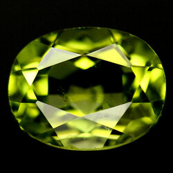 พลอยเพอริดอท (Peridot) 2.57 กะรัต