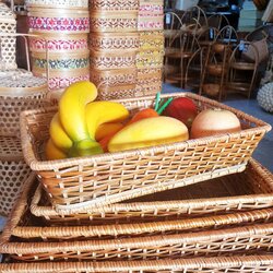 ถาดสานต้นเฟิร์น