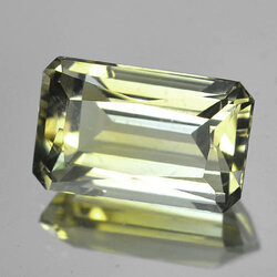 เยลโล่เลม่อนควอร์ต 5.95 กะรัต VVS