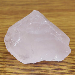พิ้งค์ควอร์ต (Pink Quartz) 224.80 กะรัต