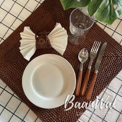 แผ่นรองจานหวาย ทรงสี่เหลี่ยมจตุรัส