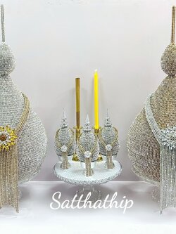 ชุดพานพุ่ม พร้อมพานเครื่องทองน้อย