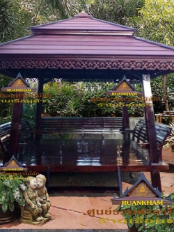 ( รหัส D1/3.)แหย่ง ศาลาไม้สักสีโอ๊ค หลังคาสีน้ำตาล พนักพิง 3ด้าน / ขนาด 2.30x2.30x3.00 เมตร