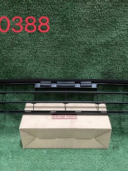 ช่องลมกันชนหน้า Toyota Innova แท้ศูนย์